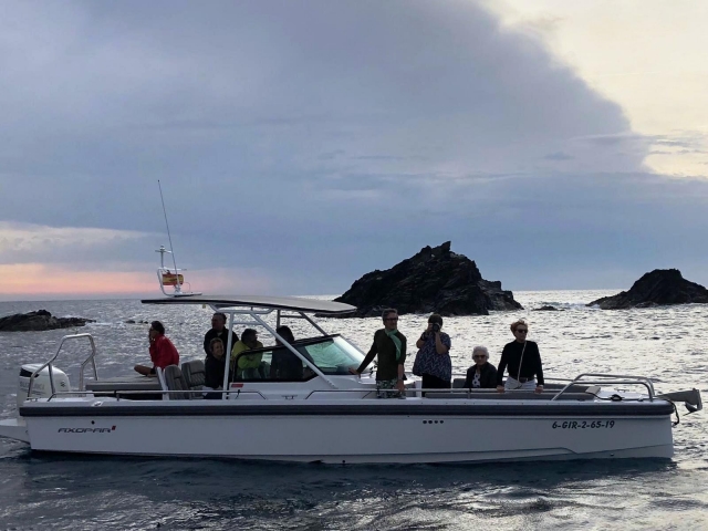  Aventuras de barco com amigos 